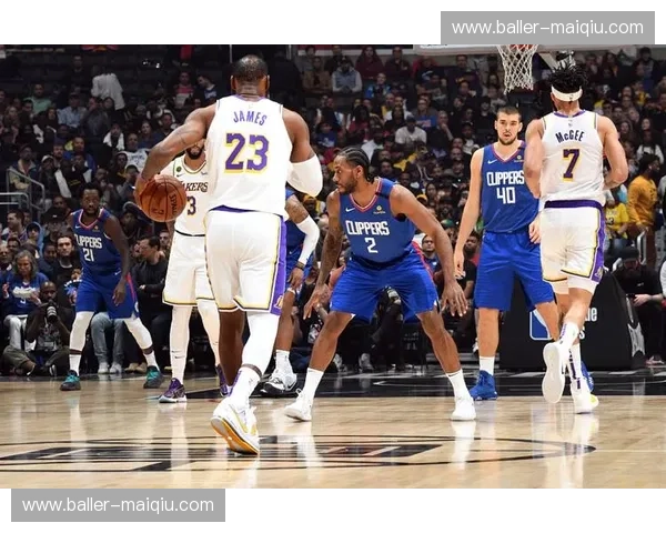 紫金荣耀撞上南海岸铁血：湖人vs热火实时观赛全指南，谁才是最后的赢家？